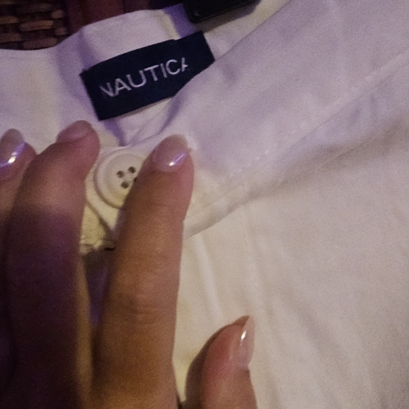 NWT Nautica White Flat Front Shorts - Picture 2 of 3